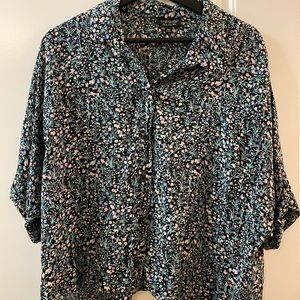 Top shop floral print button down cropped tee